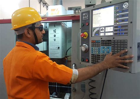 cnc machine operator course in vadodara|Vadodara (SHREE PARANTAP INSTITUTE OF CNC .